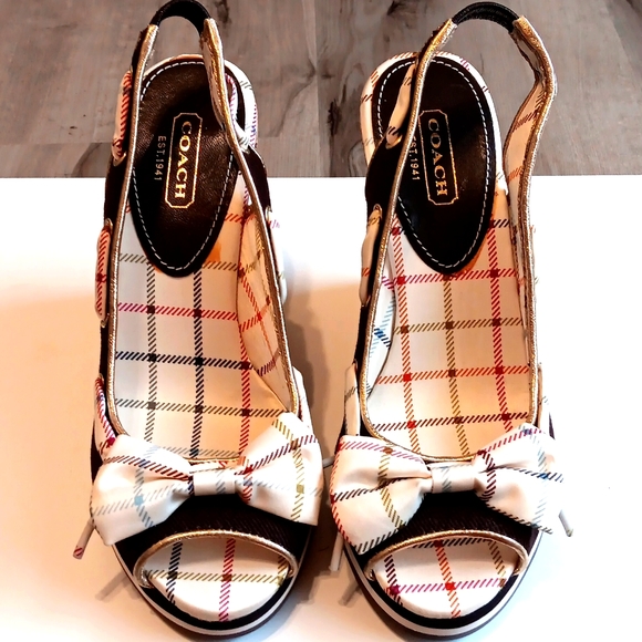 Coach Wedges - Picture 2 of 3